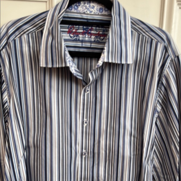Robert Graham Blue Casual Button Down Shirt with Stylish Details - Picture 2 of 4